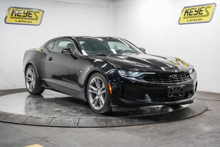 Used 2022 Chevrolet Camaro LT w/ RS Package RWD image 8