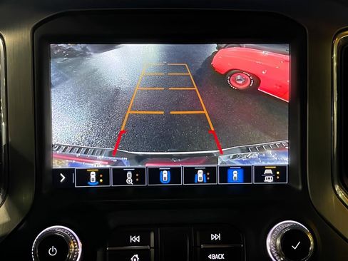 Used 2021 GMC Sierra 2500 Denali w/ Denali Ultimate Package image 24