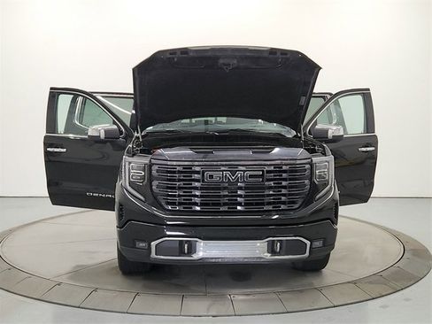 Used 2023 GMC Sierra 1500 Denali Ultimate image 10
