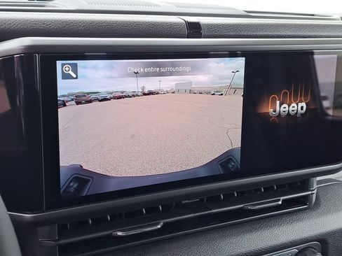 New 2026 Jeep Gladiator Sport AWD/4WD image 12