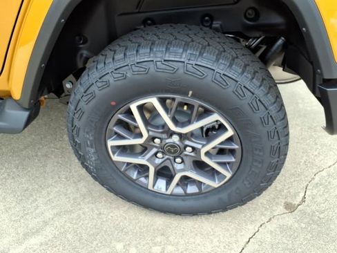 New 2026 Jeep Wrangler Unlimited Sahara AWD/4WD image 19