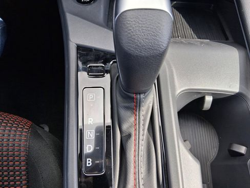 New 2026 Nissan Sentra SR w/ Floor Mat Package image 18