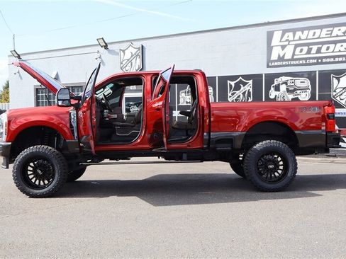 Used 2025 Ford F350 King Ranch AWD/4WD image 39