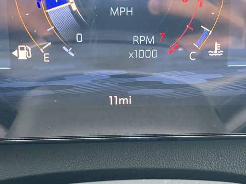 New 2026 Chevrolet Traverse LT image 23