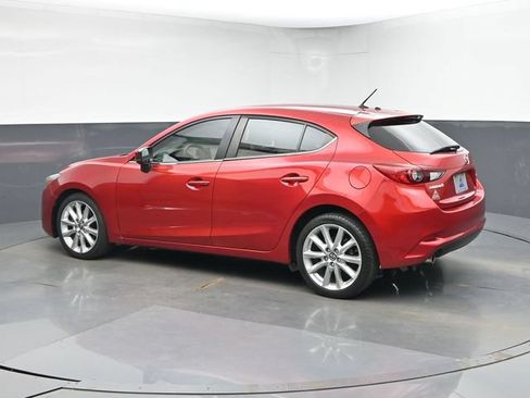 Used 2017 MAZDA MAZDA3 Touring FWD image 6
