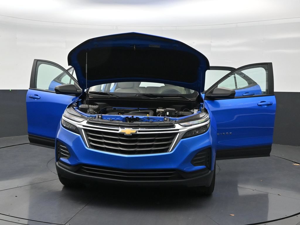 Used 2024 Chevrolet Equinox LS FWD image 32