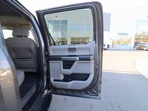 Used 2018 Ford F150 XLT w/ Equipment Group 302A Luxury image 51