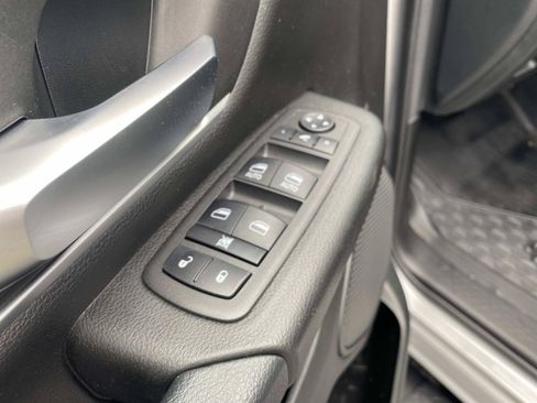 Used 2023 RAM 1500 Big Horn AWD/4WD image 23