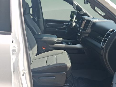 Used 2023 RAM 1500 Big Horn AWD/4WD image 25