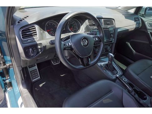 Used 2019 Volkswagen Golf Alltrack S AWD/4WD image 10