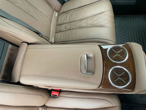 Used 2016 Mercedes-Benz S 550 4MATIC Sedan image 30