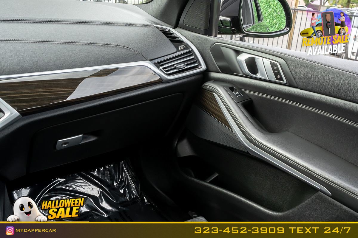 Used 2021 BMW X5 xDrive40i w/ M Sport Package AWD/4WD image 26