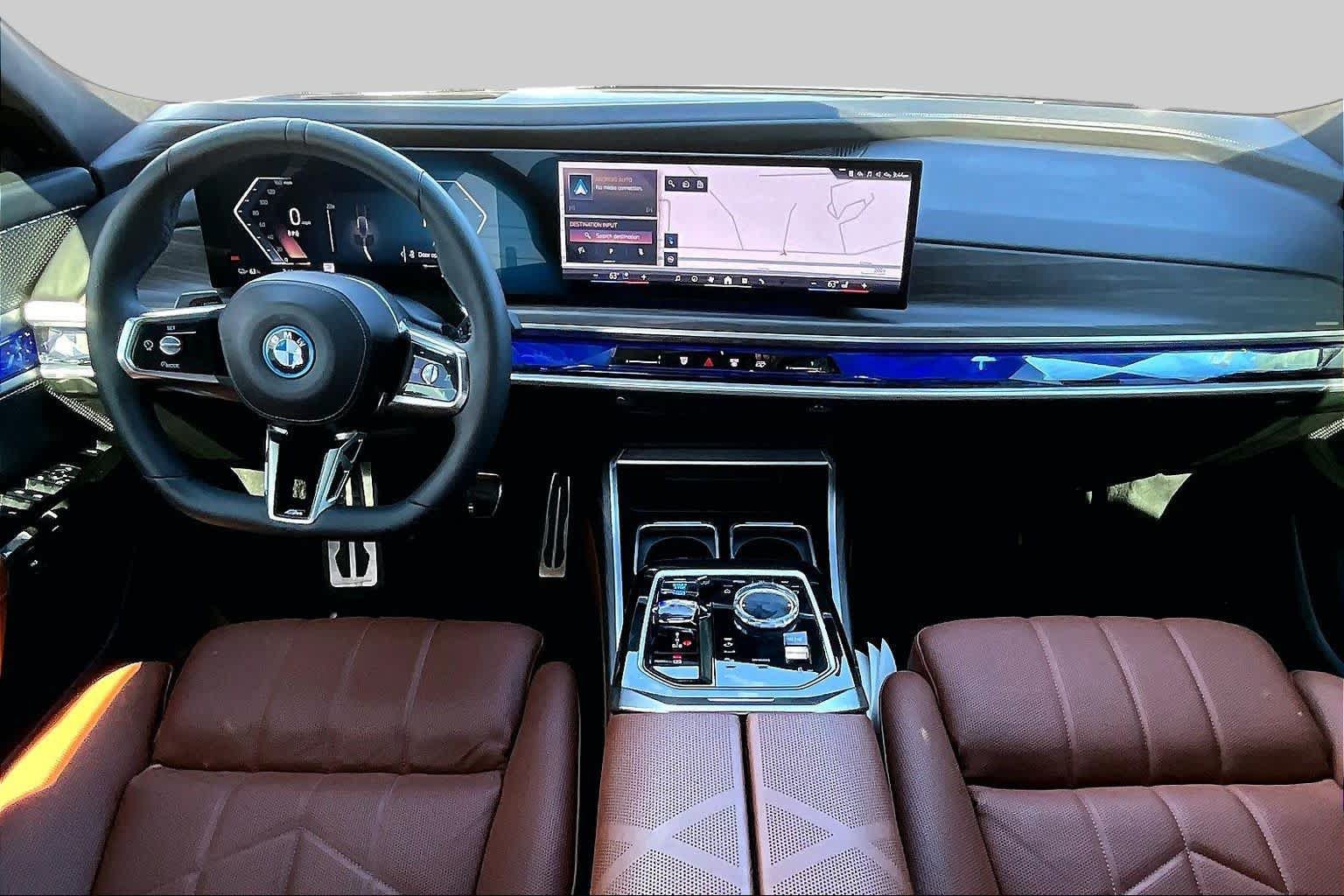 Used 2023 BMW i7 xDrive60 AWD/4WD image 14