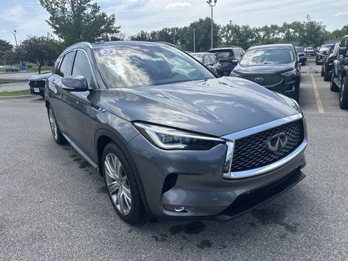Used 2022 INFINITI QX50 Sensory AWD/4WD image 2