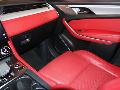 Used 2021 Jaguar F-PACE R-Dynamic S AWD/4WD image 21