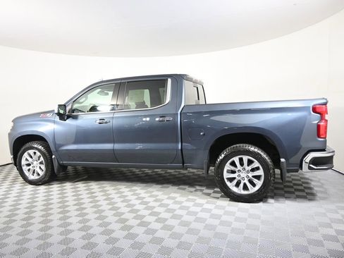 Used 2020 Chevrolet Silverado 1500 LTZ AWD/4WD image 3