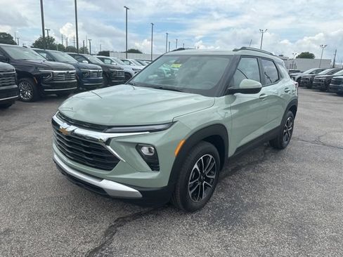 New 2026 Chevrolet TrailBlazer LT FWD image 7