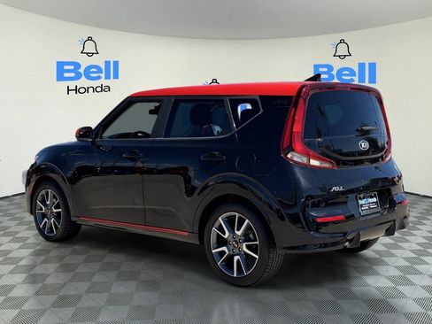 Used 2020 Kia Soul GT-Line FWD image 3