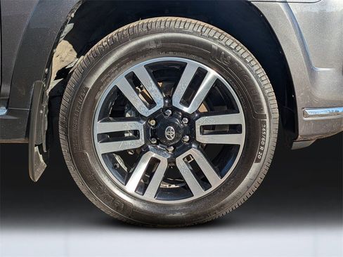 Used 2022 Toyota 4Runner Limited image 11