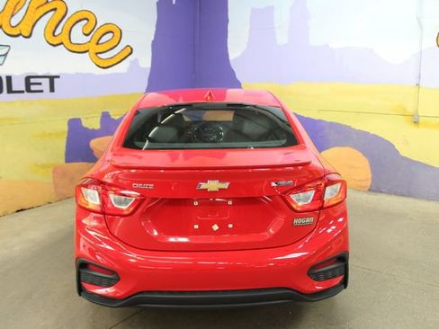 Used 2016 Chevrolet Cruze Premier w/ Premier True North Edition FWD image 7