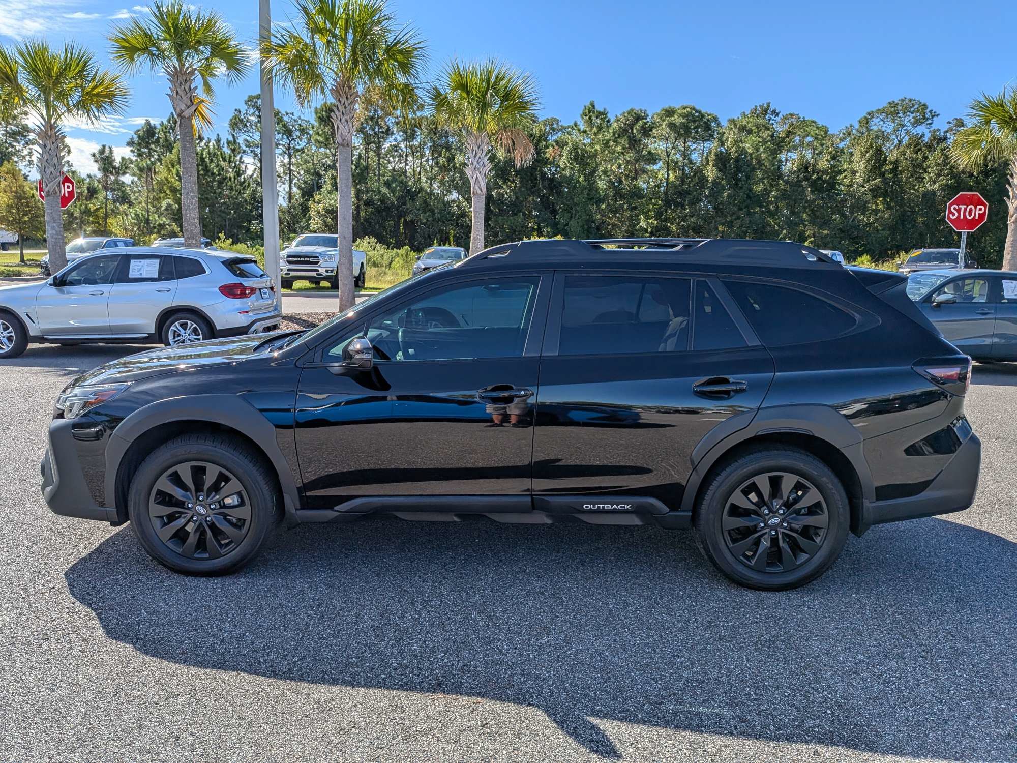 Used 2024 Subaru Outback Onyx Edition AWD/4WD image 6