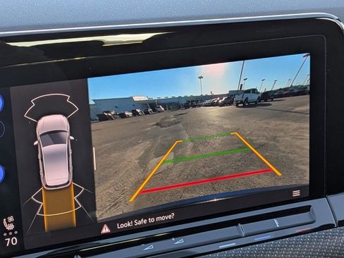 Used 2024 Volkswagen Golf R image 12