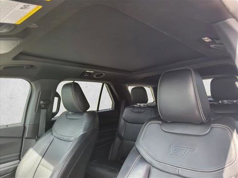 Certified 2023 Ford Explorer ST w/ Equipment Group 401A AWD/4WD image 15