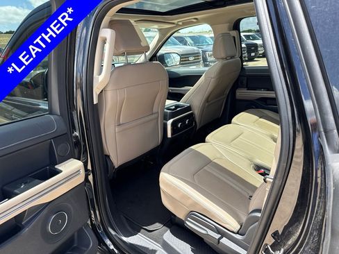 Used 2024 Ford Expedition Max Limited RWD image 7