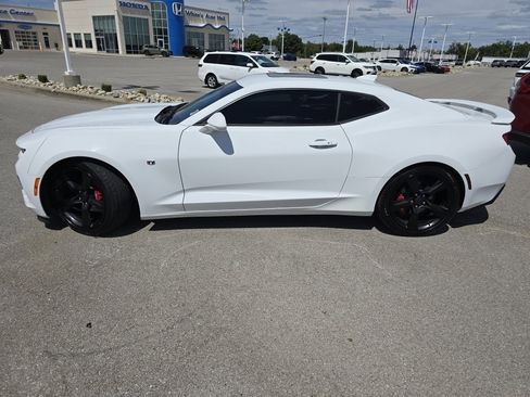 Used 2018 Chevrolet Camaro LT w/ RS Package image 22