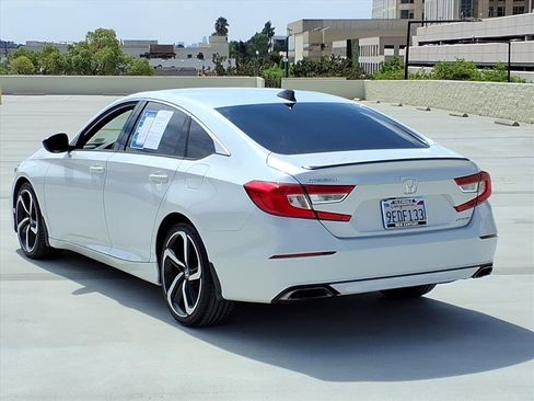 Used 2022 Honda Accord Sport image 6