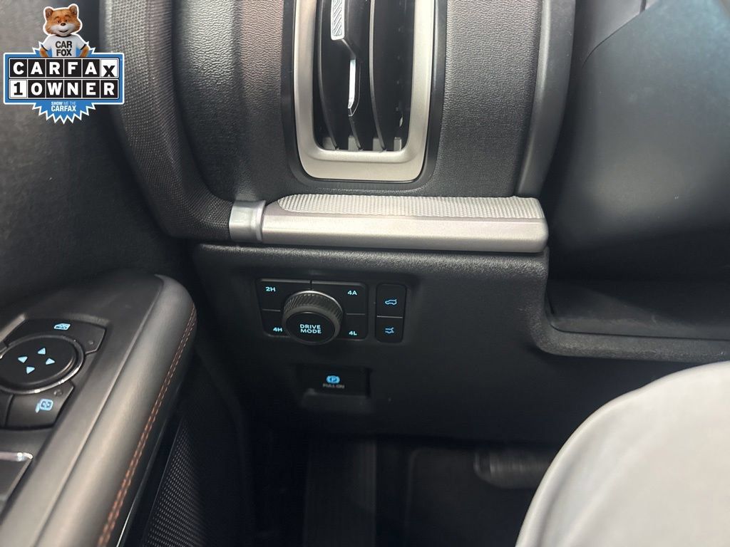 Used 2025 Ford Expedition Max Active AWD/4WD image 7