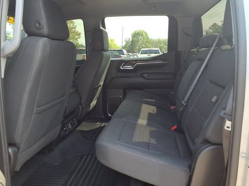 Used 2024 GMC Sierra 1500 Elevation AWD/4WD image 9