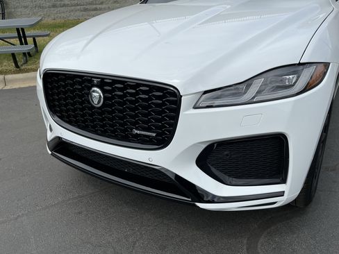 Certified 2025 Jaguar F-PACE R-Dynamic S AWD/4WD image 12