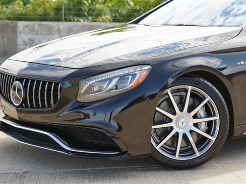 Used 2017 Mercedes-Benz S 63 AMG 4MATIC Coupe w/ Driver Assistance Package image 19