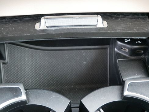 Used 2022 Mercedes-Benz GLS 450 4MATIC image 31