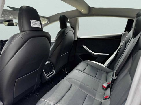 Used 2024 Tesla Model 3 Long Range image 38