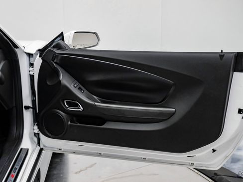 Used 2015 Chevrolet Camaro Z/28 image 67