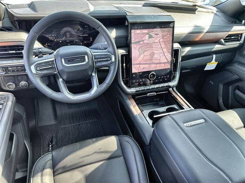 New 2026 GMC Yukon Denali w/ Sun & Power Step Package image 20