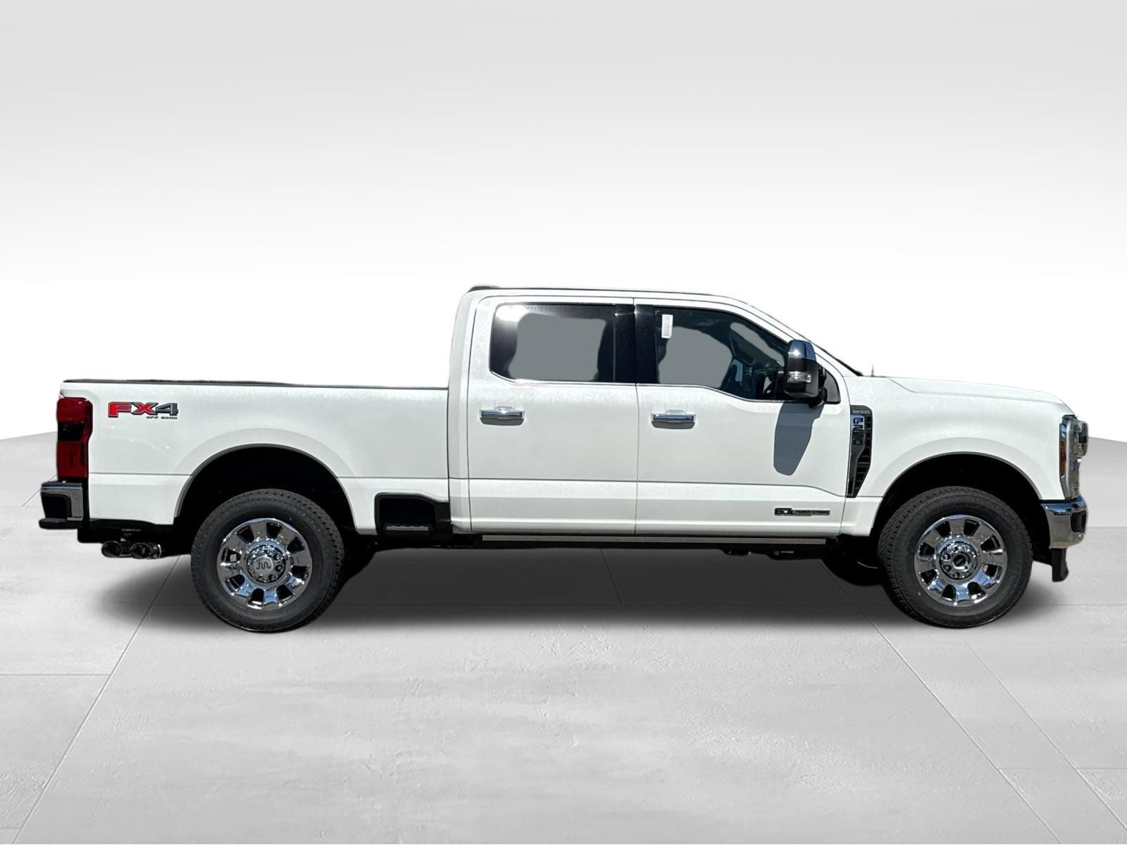 New 2026 Ford F250 King Ranch w/ Chrome Package AWD/4WD image 2