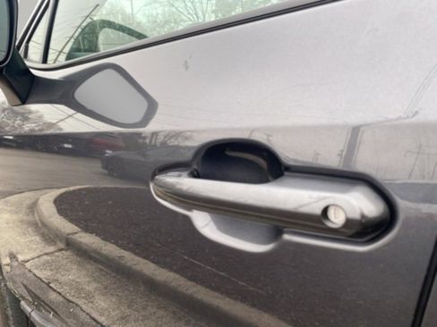 Used 2024 Toyota RAV4 XLE image 31