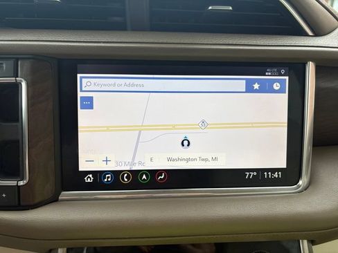Used 2021 GMC Yukon Denali w/ Denali Premium Package AWD/4WD image 27