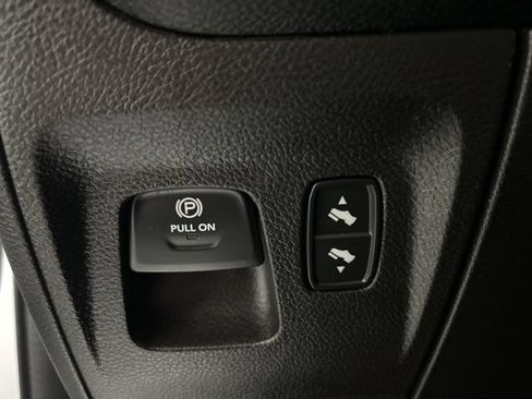 Used 2021 RAM 1500 Laramie w/ Sport Appearance Package AWD/4WD image 16