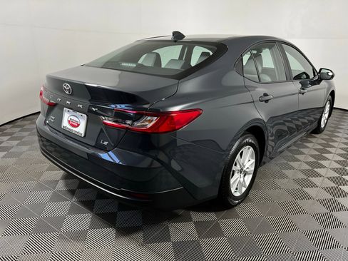 Used 2026 Toyota Camry LE w/ Convenience Package image 5