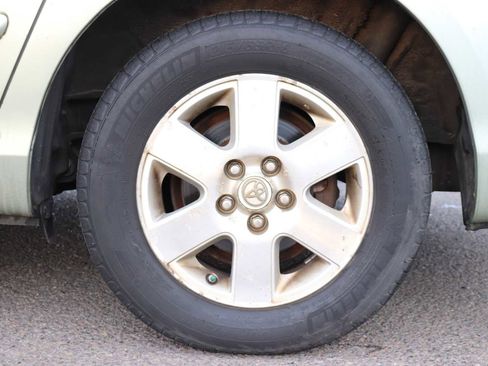 Used 2010 Toyota Sienna LE image 9