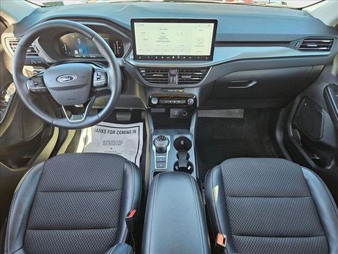 Used 2023 Ford Escape SE image 15