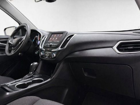 Used 2020 Chevrolet Equinox LT image 37