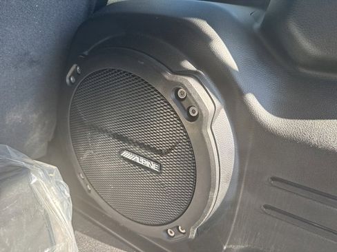 Used 2024 Jeep Wrangler Willys image 30