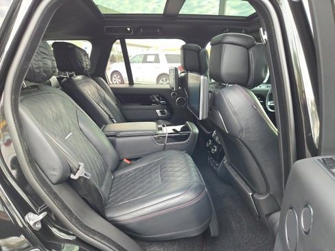 Used 2021 Land Rover Range Rover SV Autobiography Dynamic image 11