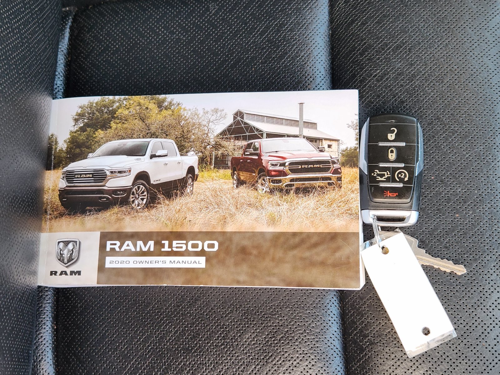 Used 2020 RAM 1500 Laramie AWD/4WD image 43