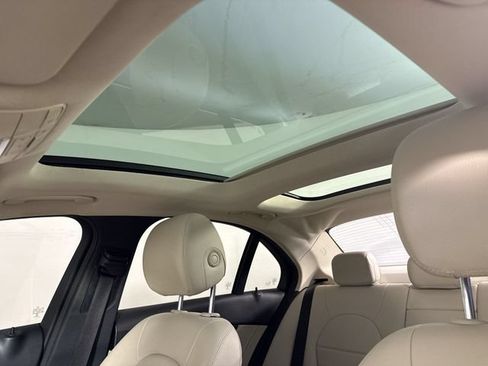 Used 2018 Mercedes-Benz C 300 Sedan image 17